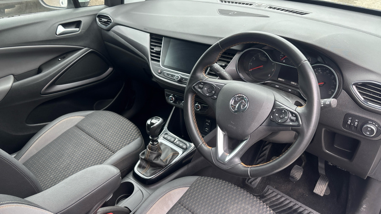 Vauxhall Crossland X 1.2T ecoTec [110] Tech Line Nav 5dr [6 Spd] [S/S] Petrol Hatchback